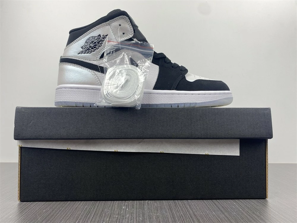 Fit Sporting Goods Air Jordan 1 Mid “Diamond Shorts” DH6933-100 For Sale - Image 13