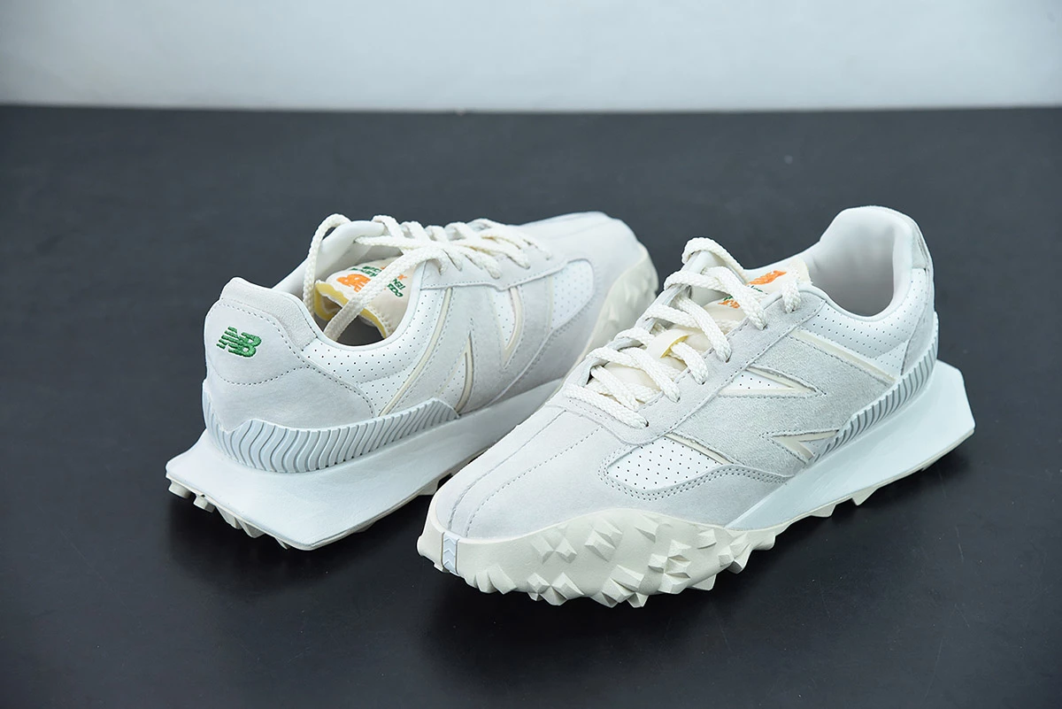 Fit Sporting Goods Casablanca X New Balance XC-72 Marshmallow/Brilliant White For Sale - Image 4