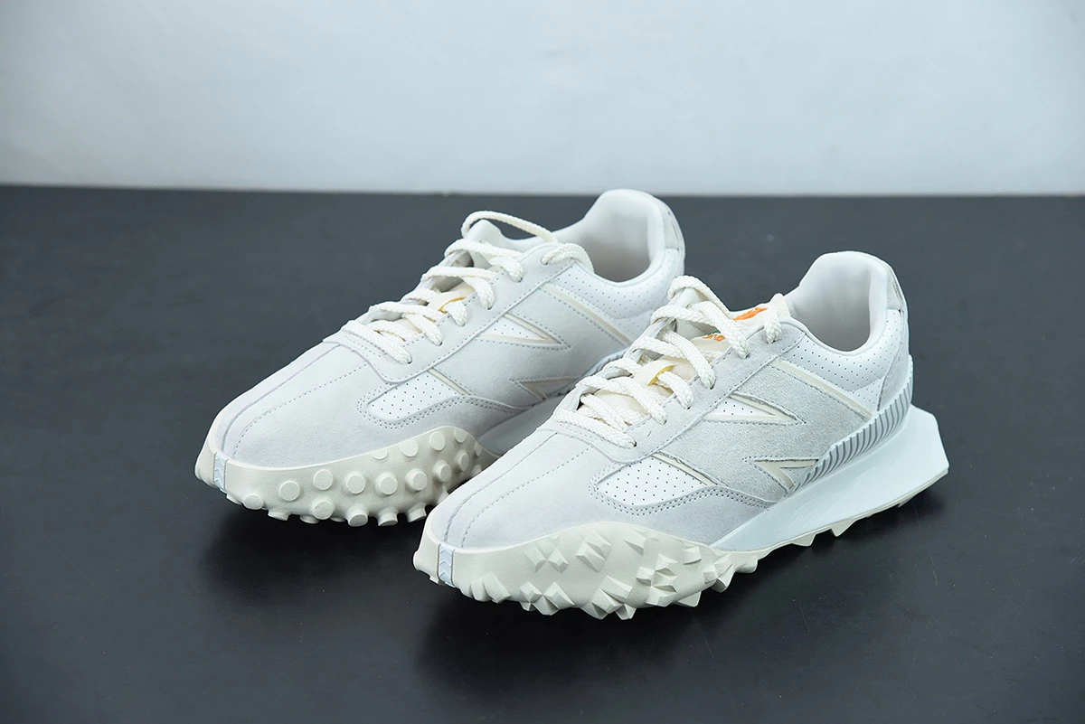 Fit Sporting Goods Casablanca X New Balance XC-72 Marshmallow/Brilliant White For Sale - Image 5