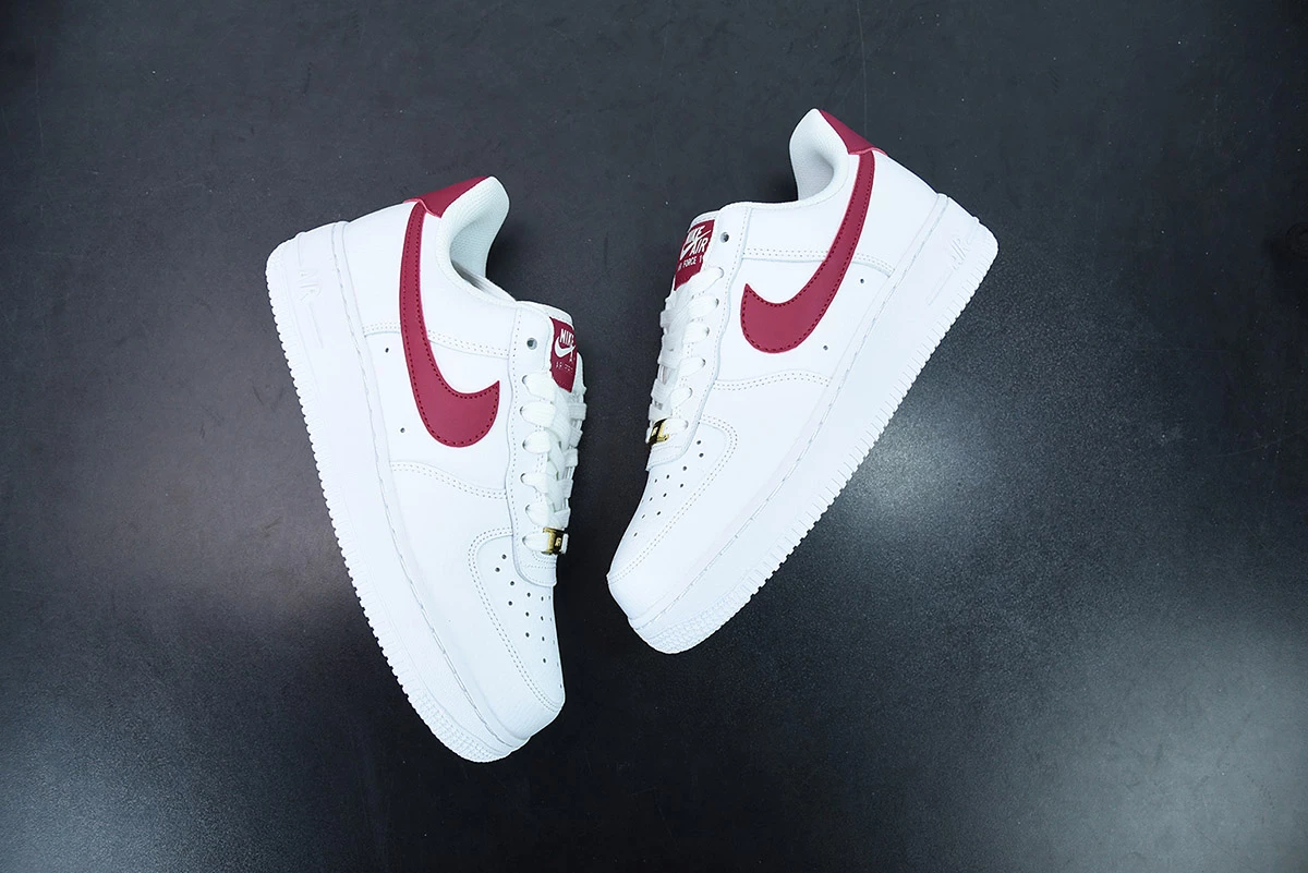 Fit Sporting Goods Nike Air Force 1 Low ’07 White Noble Red For Sale - Image 4