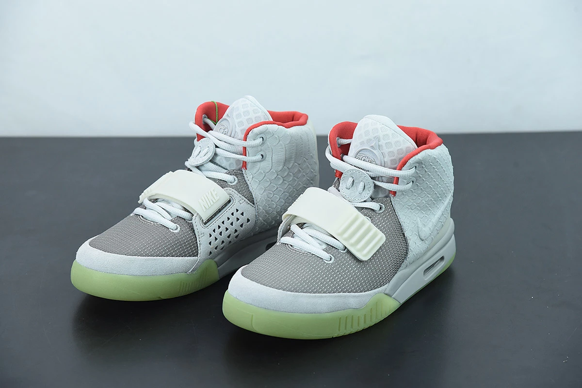 Fit Sporting Goods Nike Air Yeezy 2 Wolf Grey/Pure Platinum For Sale - Image 8