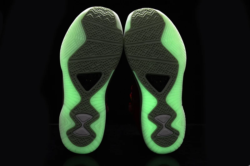 Fit Sporting Goods Nike LeBron 8 Gym Red/Cucumber Calm-Black CT5330-600 For Sale - Image 9