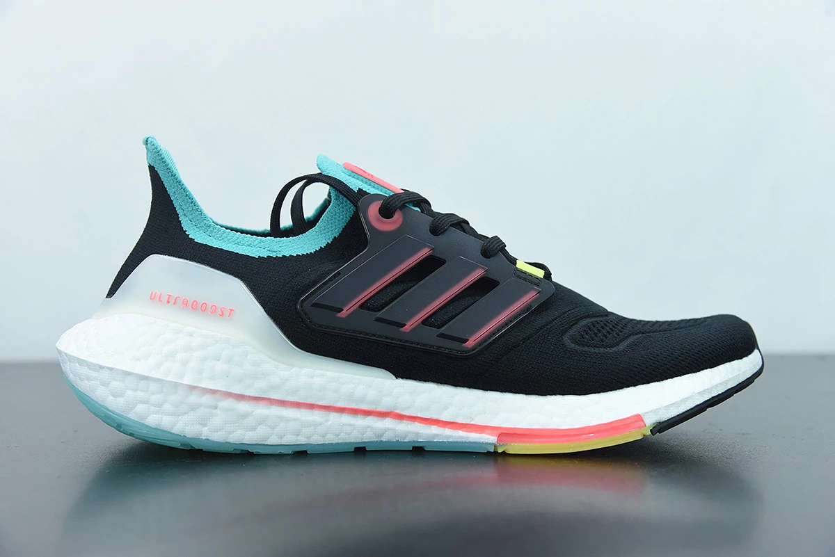 Fit Sporting Goods Adidas Ultra Boost 22 Black/Mint Green Noir/Menthe Verte For Sale - Image 2
