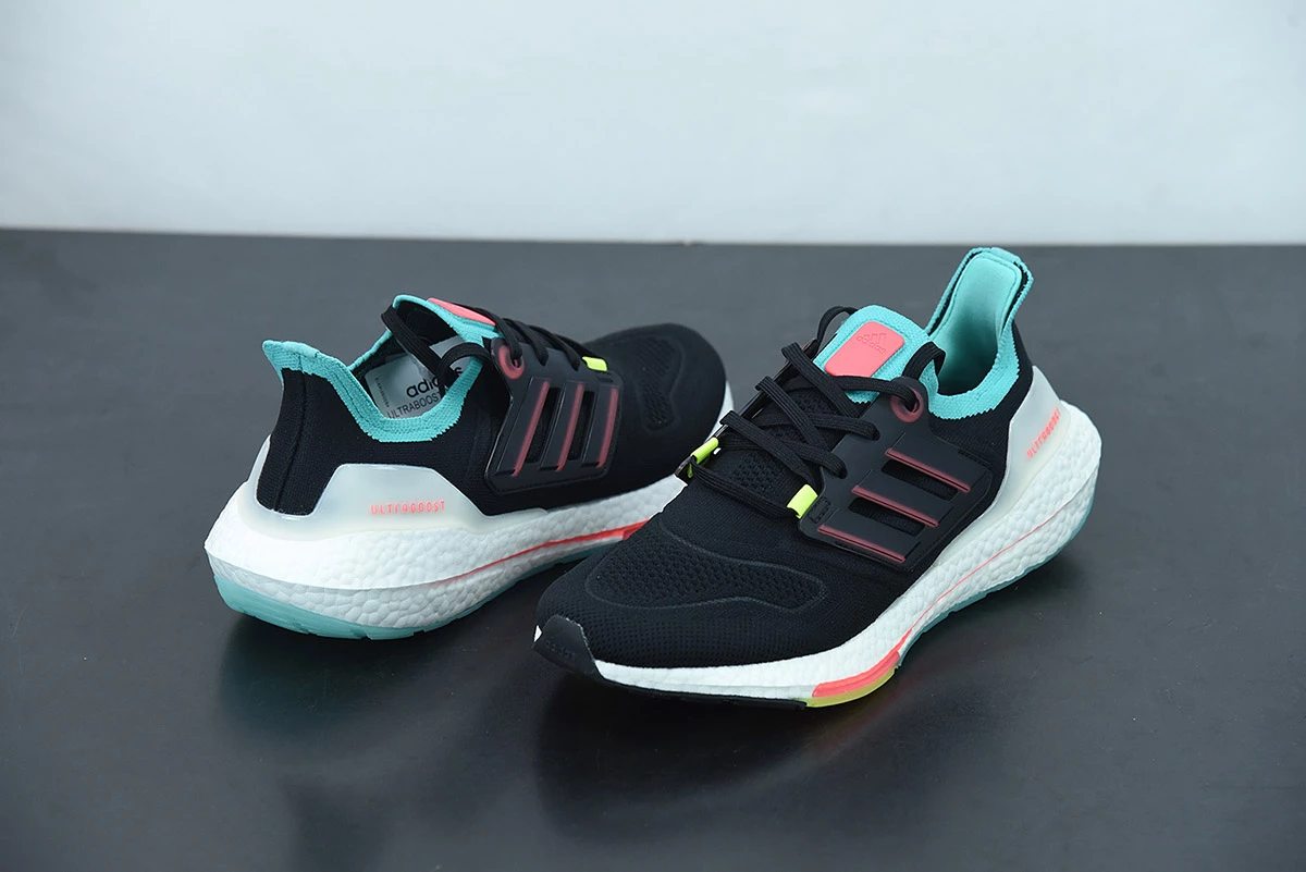 Fit Sporting Goods Adidas Ultra Boost 22 Black/Mint Green Noir/Menthe Verte For Sale - Image 5