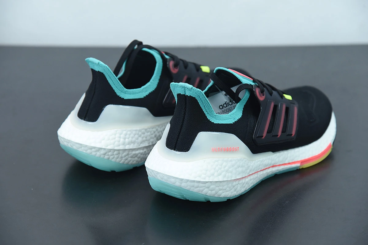 Fit Sporting Goods Adidas Ultra Boost 22 Black/Mint Green Noir/Menthe Verte For Sale - Image 7